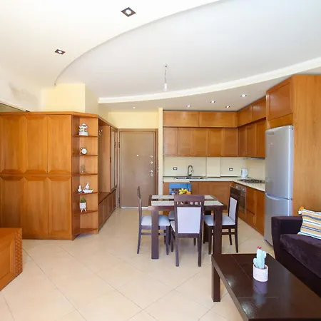 & Sea View アパート *