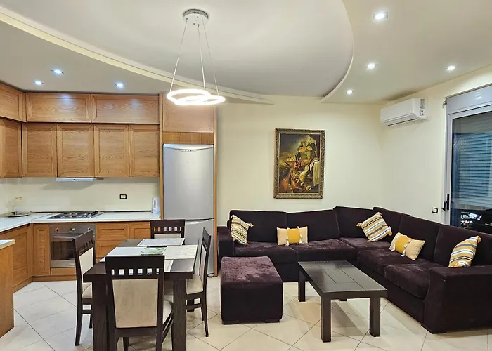 アパート & Sea View Vlorë